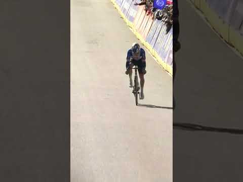 A podium on his first Ronde van Vlaanderen - chapeau Remco 👏🥉