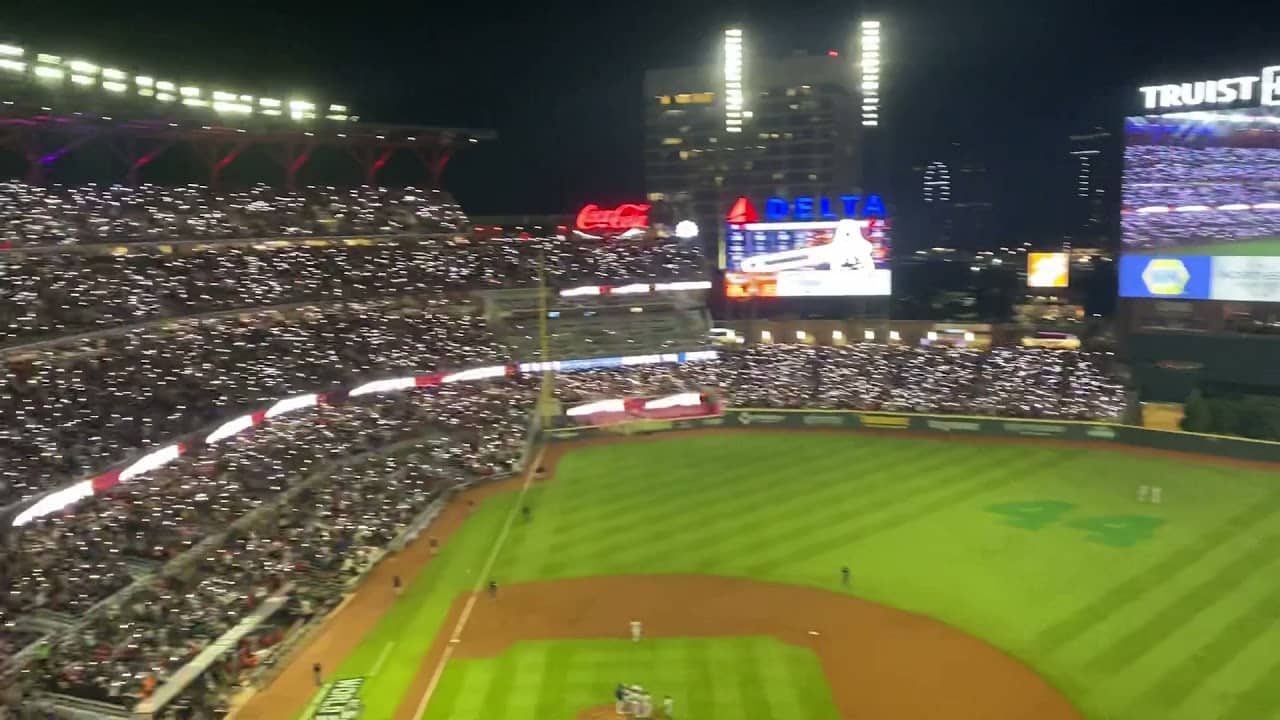 Tomahawk Chop - 2021 World Series Game 5