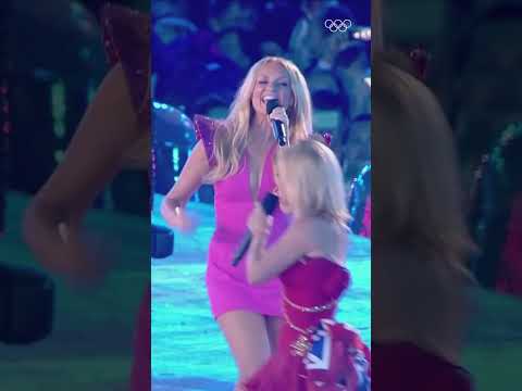 A SPICEY reunion happened at the #London2012 closing ceremony! 🤩 Unforgettable! #Olympics