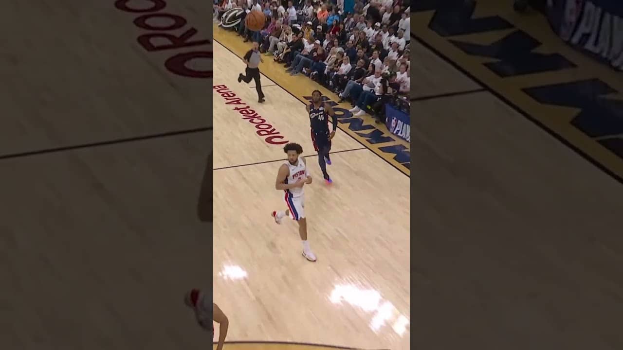 🤩 This alley-oop tho! #LetEmKnow #Cavs #DonovanMitchell #EvanMobley #NBA #Shorts