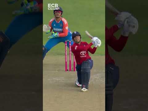 Sound On 🔊 | Exquisite Ball Striking 🏏