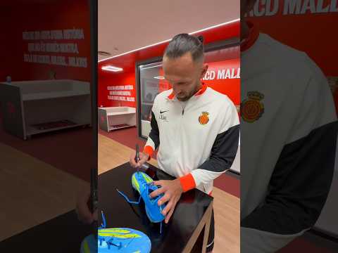 Botas históricas de MURIQI directas al museo 👑