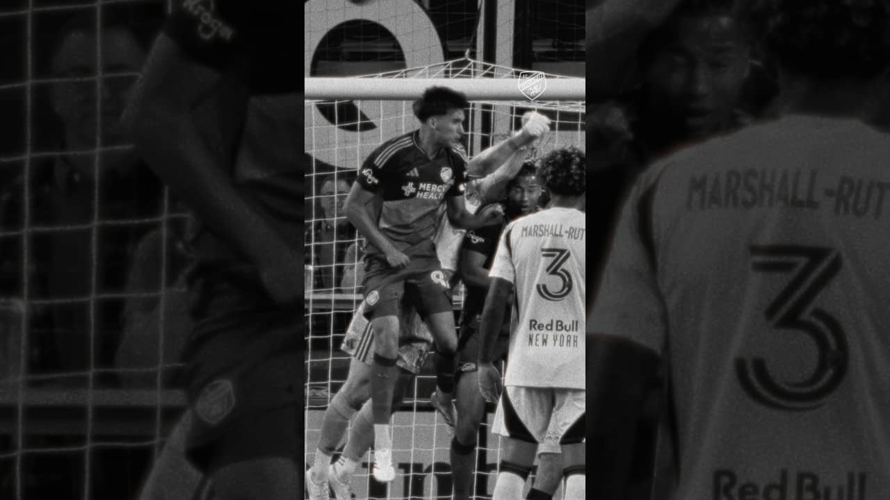 Defending as a team. Clean sheet secured. 🔒