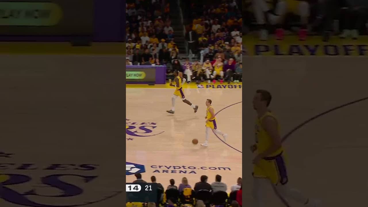 Reed & Tari sink the treys 🏹 #rockets