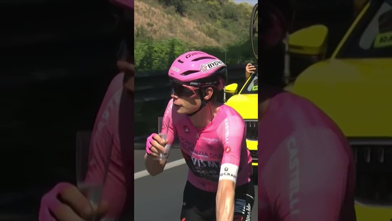 Time to celebrate! 🍾 Visma Lease-a-Bike toast to their Giro champion, Jonas Vingegaard! 🩷