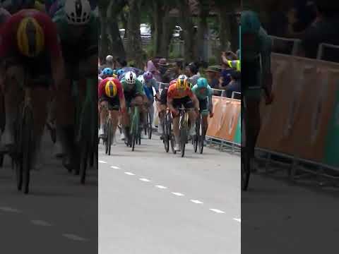 Arvid de Kleijn flies to the win on Stage 2 of the Petronas Tour de Langkawi 💨