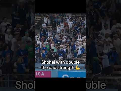 It's Shohei's first homer since the birth of his second child 👏