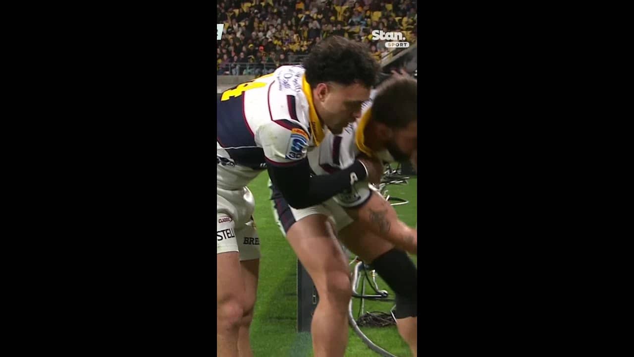 Try | Ratumaitavuki-Kneepkens 25' | Highlanders vs Hurricanes