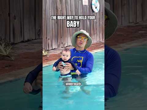 HOW YOU SHOULD BE HOLDING YOUR CHILD IN WATER✍🏻