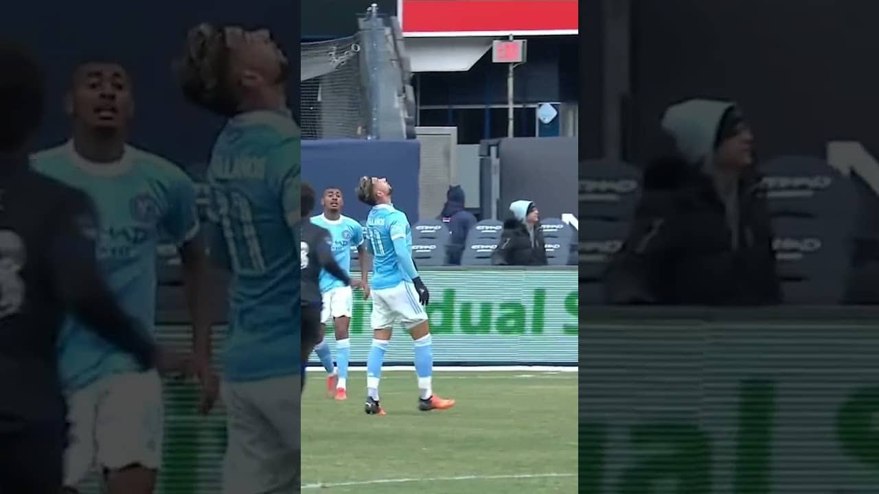 Oh my 😮‍💨 #nycfc #mls #soccer #soccershorts #soccerskills #footballclub #westham #nutmeg #taty