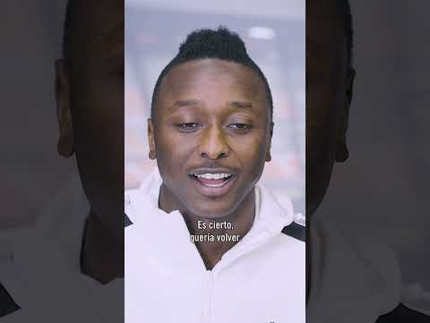 💬 Umar Sadiq: "Quería volver al Valencia CF, es el mejor sitio en el que puedo estar"