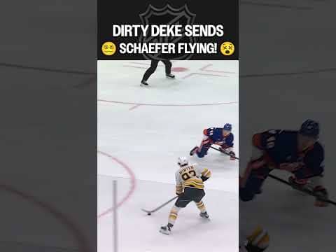 Schaefer gets DEKED into THANKSGIVING! 🫨🦃