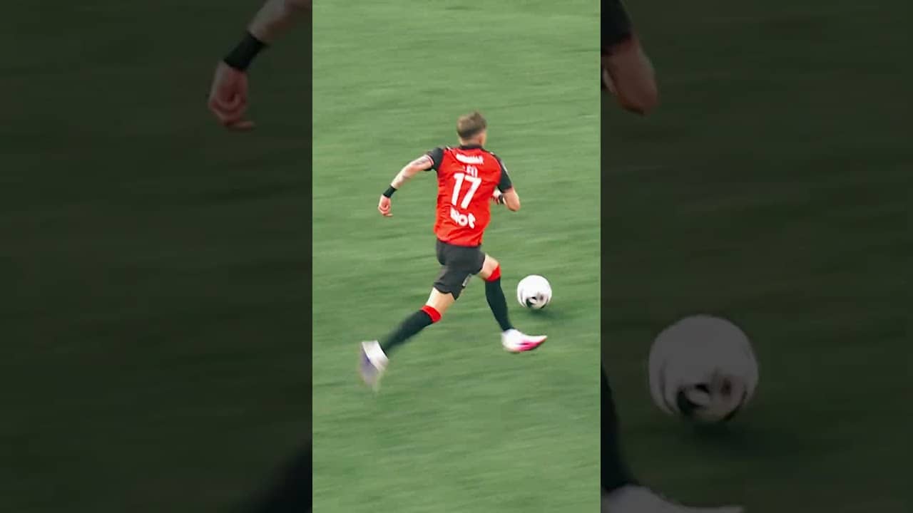 🇵🇱 𝙎𝙚𝙗𝙖𝙨𝙩𝙞𝙖𝙣 𝙎𝙯𝙮𝙢𝙖𝙣́𝙨𝙠𝙞 et sa "délicieuse" patte gauche 🆚 Nantes #shorts #srfc #ligue1 #staderennais