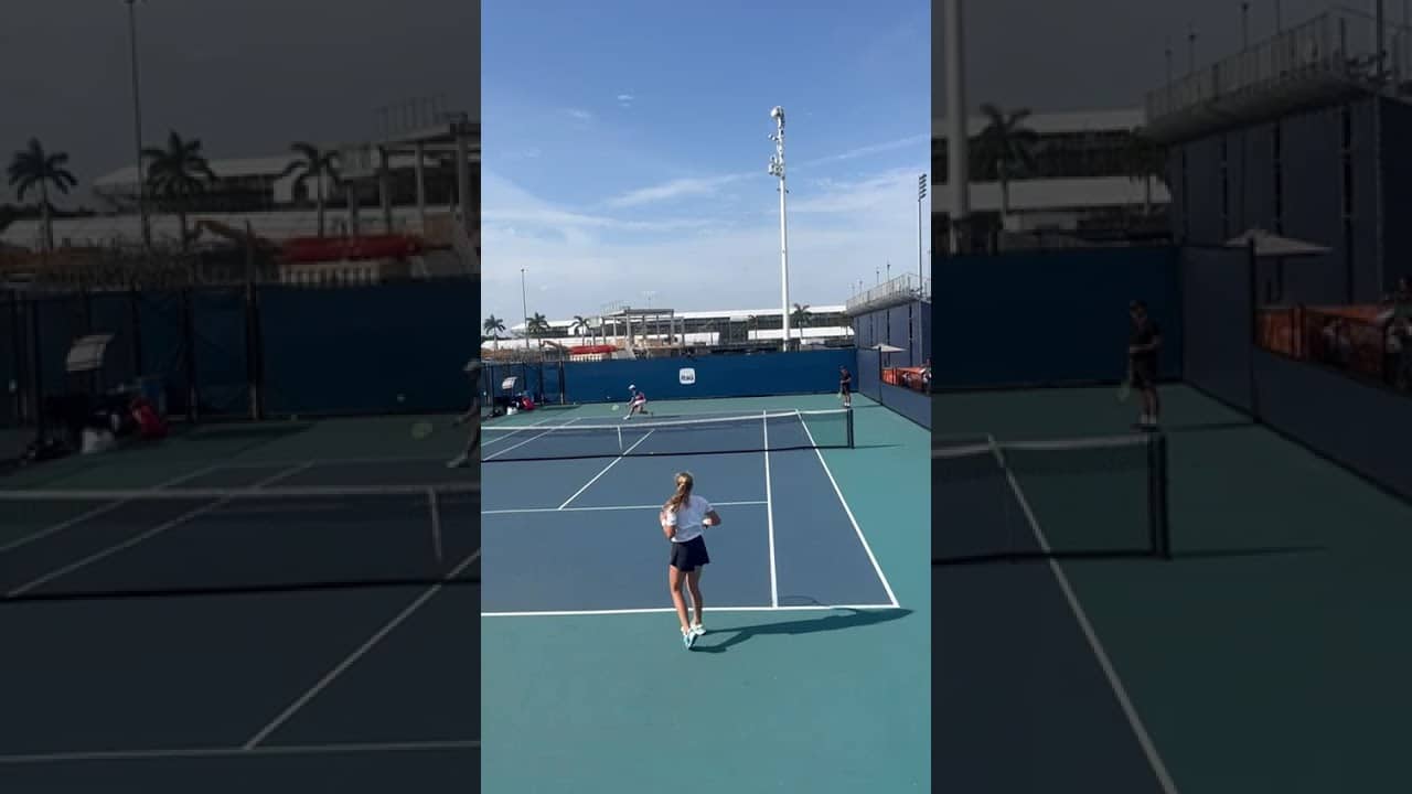 Mirra Andreeva hits a return of serve during Miami Open practice #Tennis #WTATour #TennisPractice