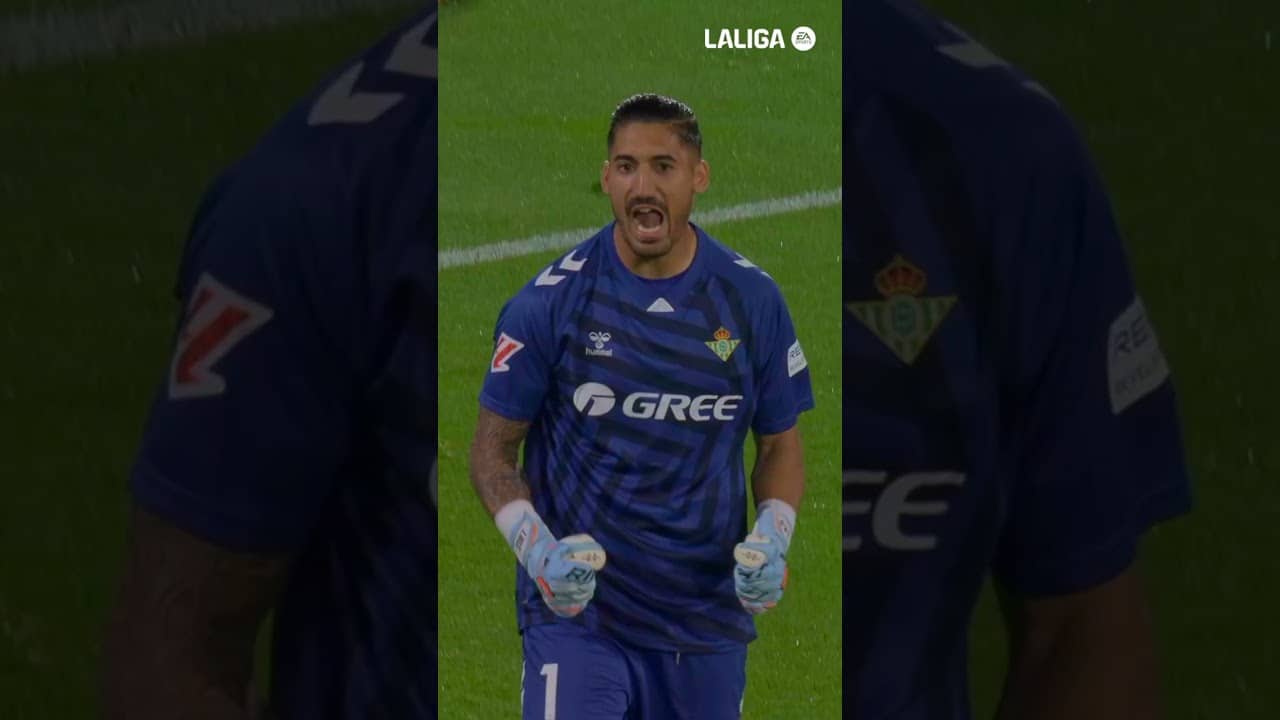 En el lugar y momento preciso ⌚️ #LaLigaHighlights
