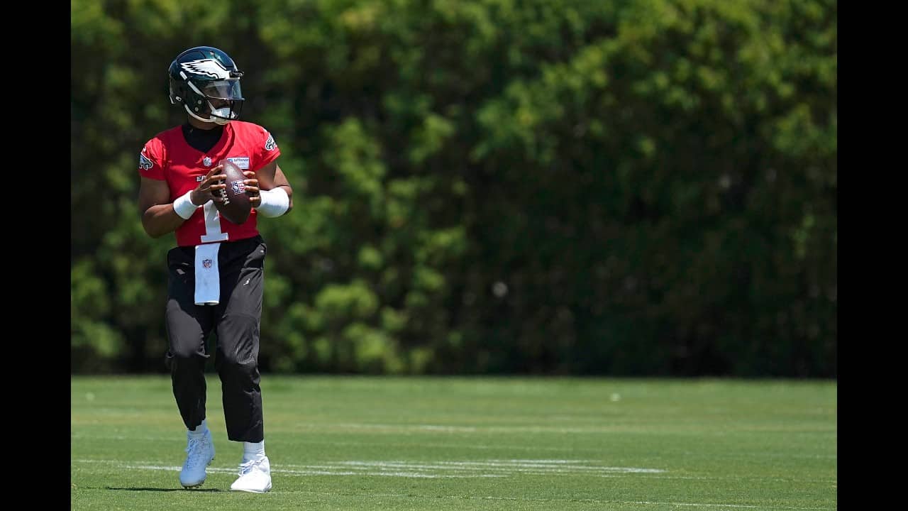 Inside the pandemonium: Tyler Dunne & Zach Berman discuss Jalen Hurts and the Philadelphia Eagles