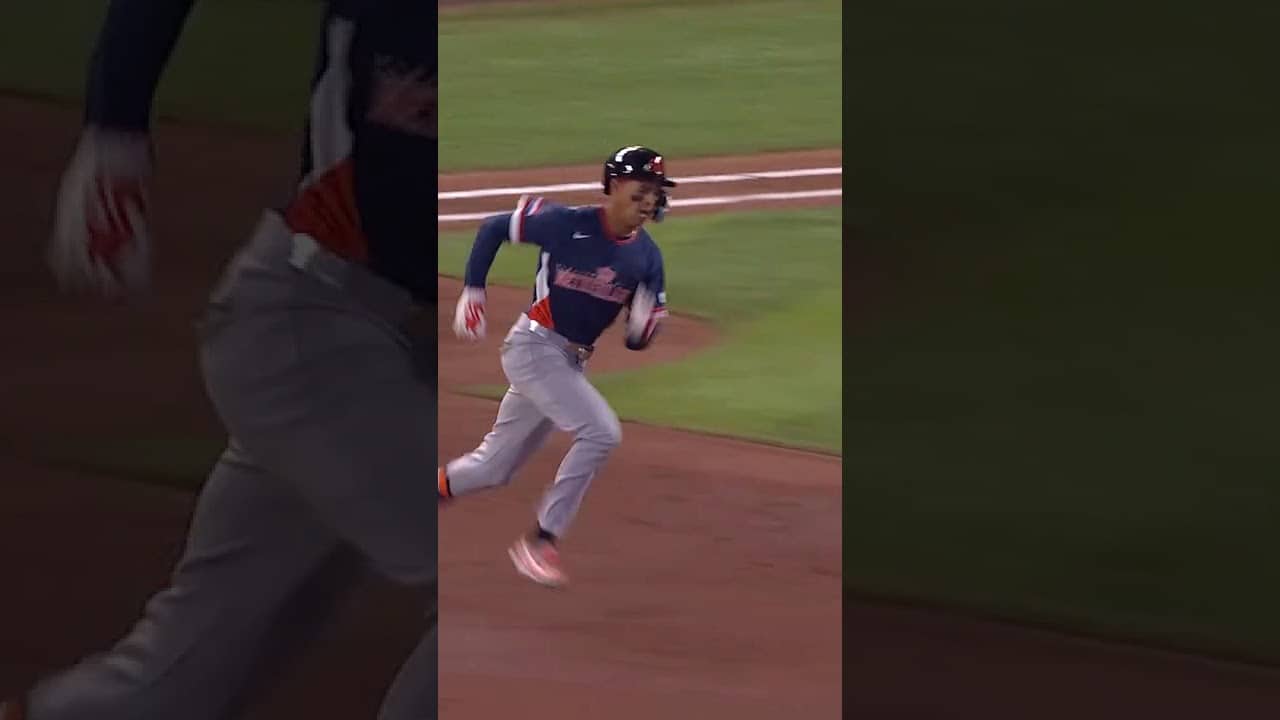 Druw Jones ties the game with an RBI double #baseball #wbc