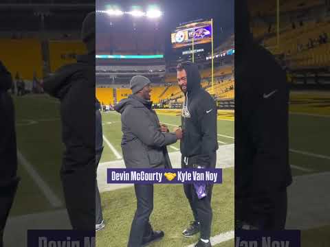 Devin McCourty 🤝 Kyle Van Noy