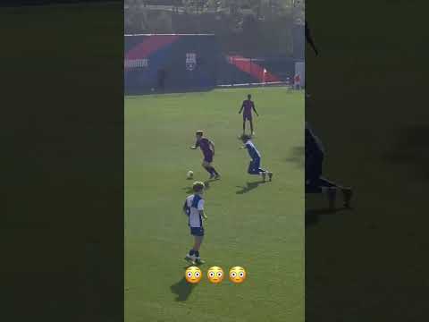 La Masia is producing another Frenkie de Jong 👀 (via nancy_fcb/X)