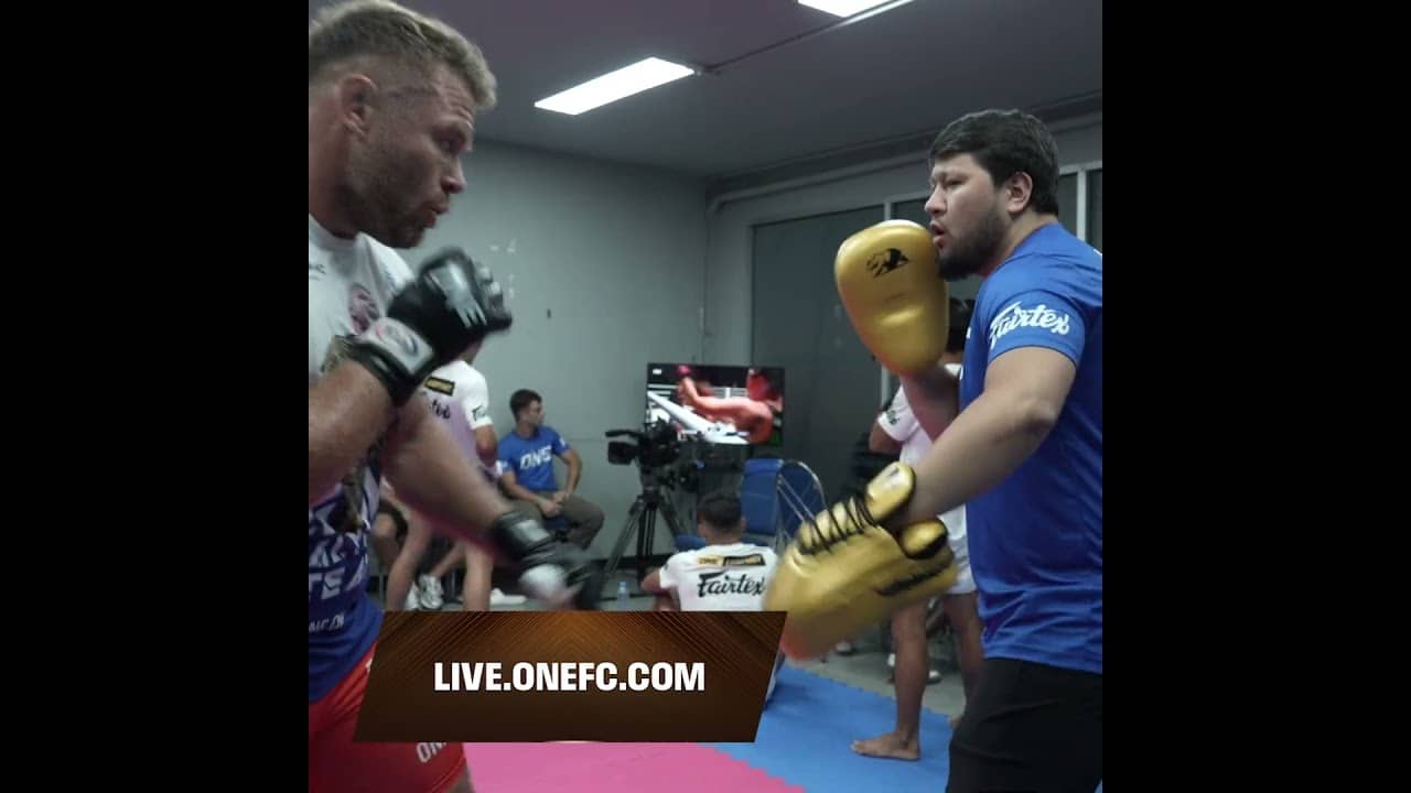 POWERFUL 💪 We're ONE fight away from Reug Reug and Anatoly Malykhin's rematch at The Inner Circle!
