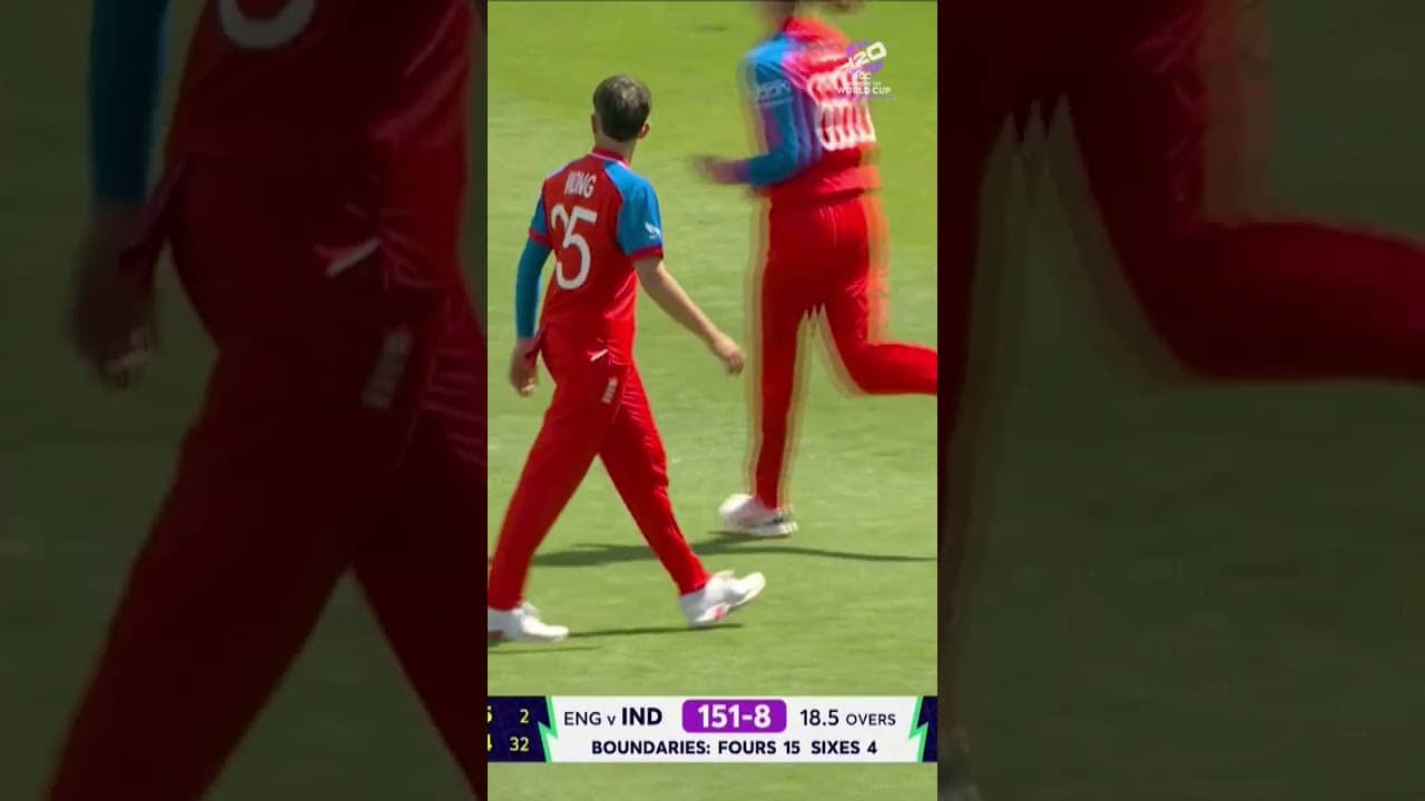 Richa Ghosh brings up a half-century in style against England 🔥 #T20WorldCup