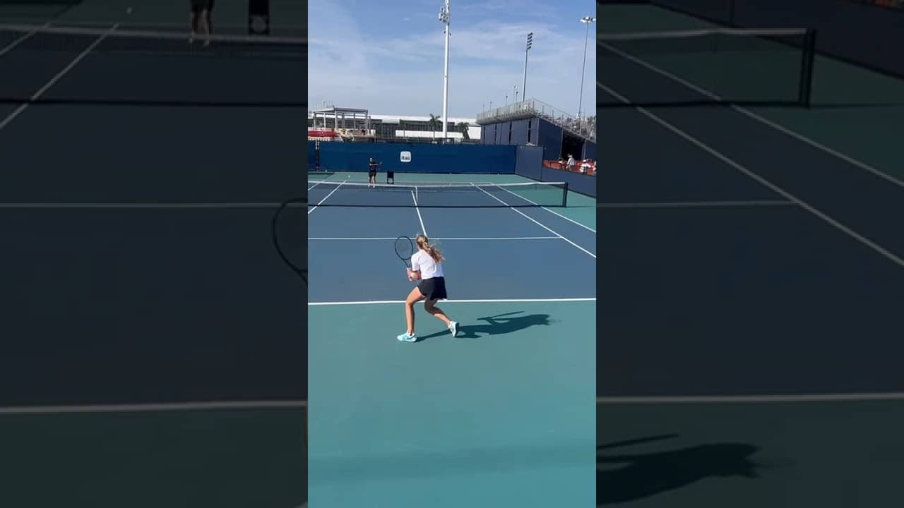 Conchita Martinez feeds Mirra Andreeva tennis balls during a baseline drill in Miami #frenchopen2026