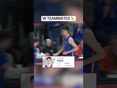 The Florida bench lost it when Olivier Rioux checked in the game 🔥