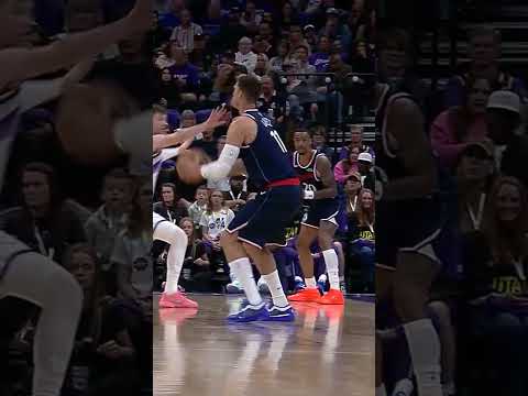 Brook Lopez 5 threes in season opener👌