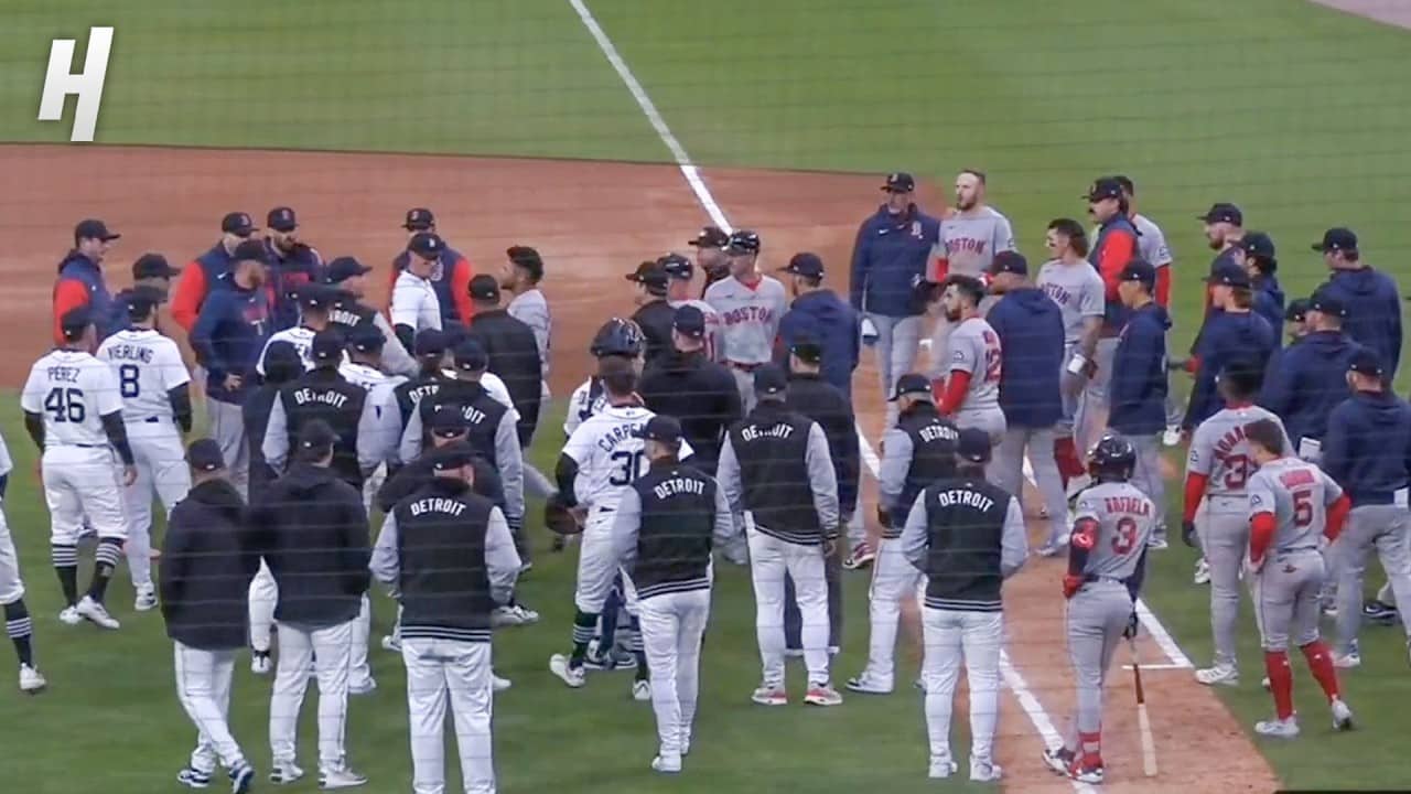 Benches CLEAR in Tigers-Red Sox game 😳