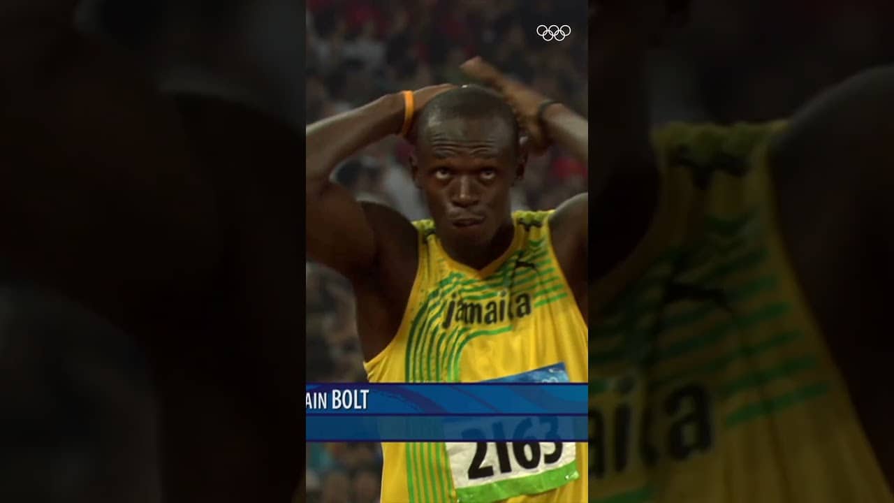Fast on the track...but have you seen Bolt dance? 😎🔥 #Olympics
