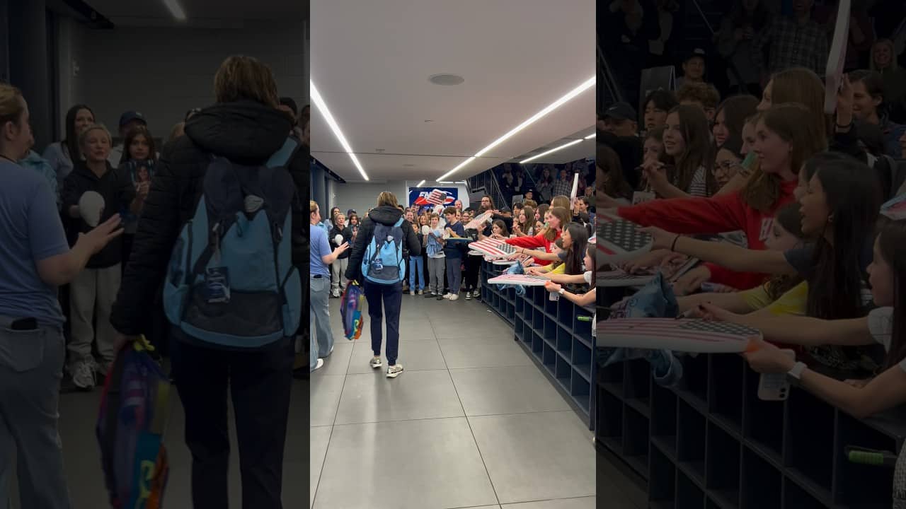 The fans love Katie Ledecky!