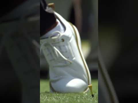 Bhatia strikes toe before ball 🦶👀