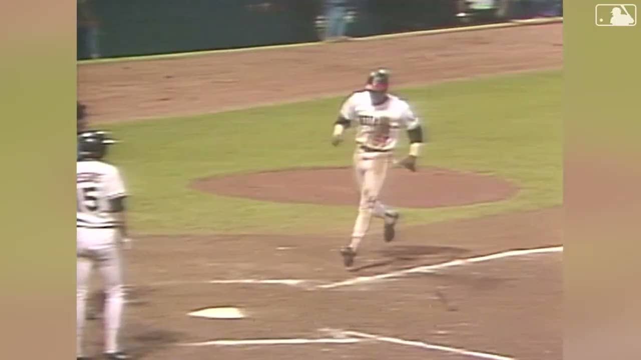 Cory Snyder hits a walk off double to win it for Cleveland (CLE vs KCR 7-8-1987)