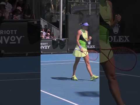 Maria wins a THRILLING point 😱