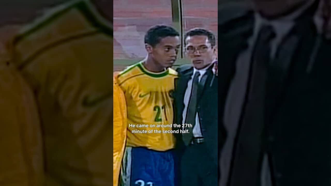 Ronaldinho’s first Brazil goal was with his first touch on his debut 🔥 #ronaldinho #futbol