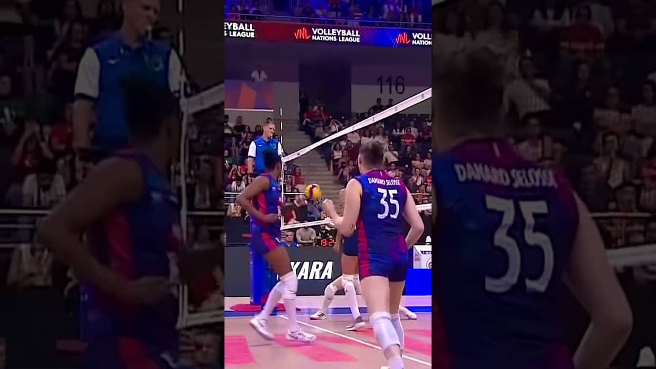 Brazil's MASTERCLASS in how to win a Rally! 🇧🇷😳 #vnl2026 #volleyballworld #brazil