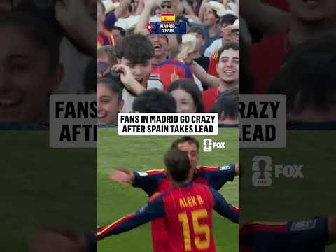 Fans in Madrid were loving the Oyarzabal goal to put La Roja ahead 🗣️