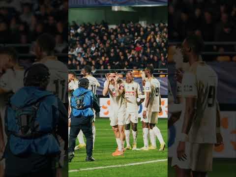 Centre de Matthieu Udol... tête de Florian Sotoca 🤝