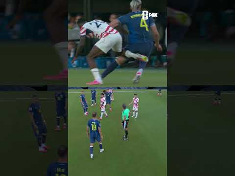 Folarin Balogun is shown a red card and the US is down to 10 players.
