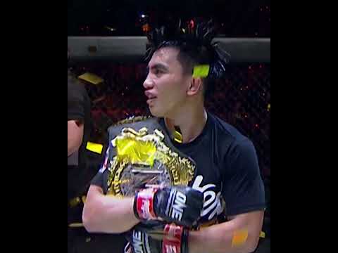 Joshua Pacio and Alex Silva went ALL OUT in this razor-close battle back in 2020!🔥
