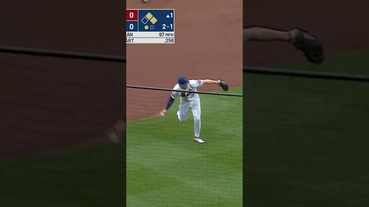 Brett Baty makes the barehanded play 🙌 #nymets #mlb #baseball #sports #highlights #baseballhighlight