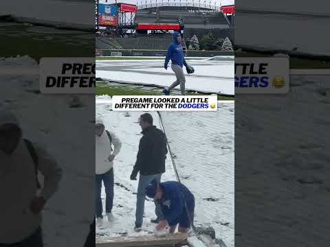 Prime baseball weather in Colorado on Friday 😆 ⛄️ #mlb #dodgers