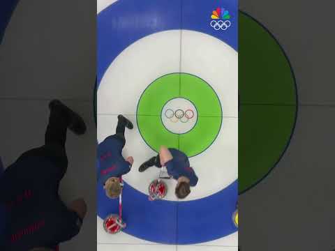 A big win for Republic of Korea against Team GB in game 3 of the women's curling. 9-3! 🇰🇷💪