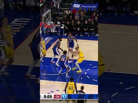 Johnny Furphy Drops it Off to Jay Huff for the Slam 💥