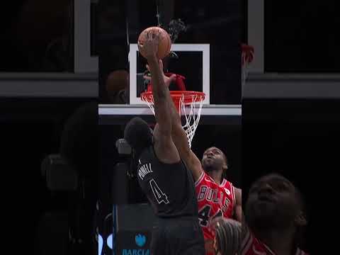 THROW IT DOWN DRAKE!!! 🤯 #dunk #drake #drakepowell