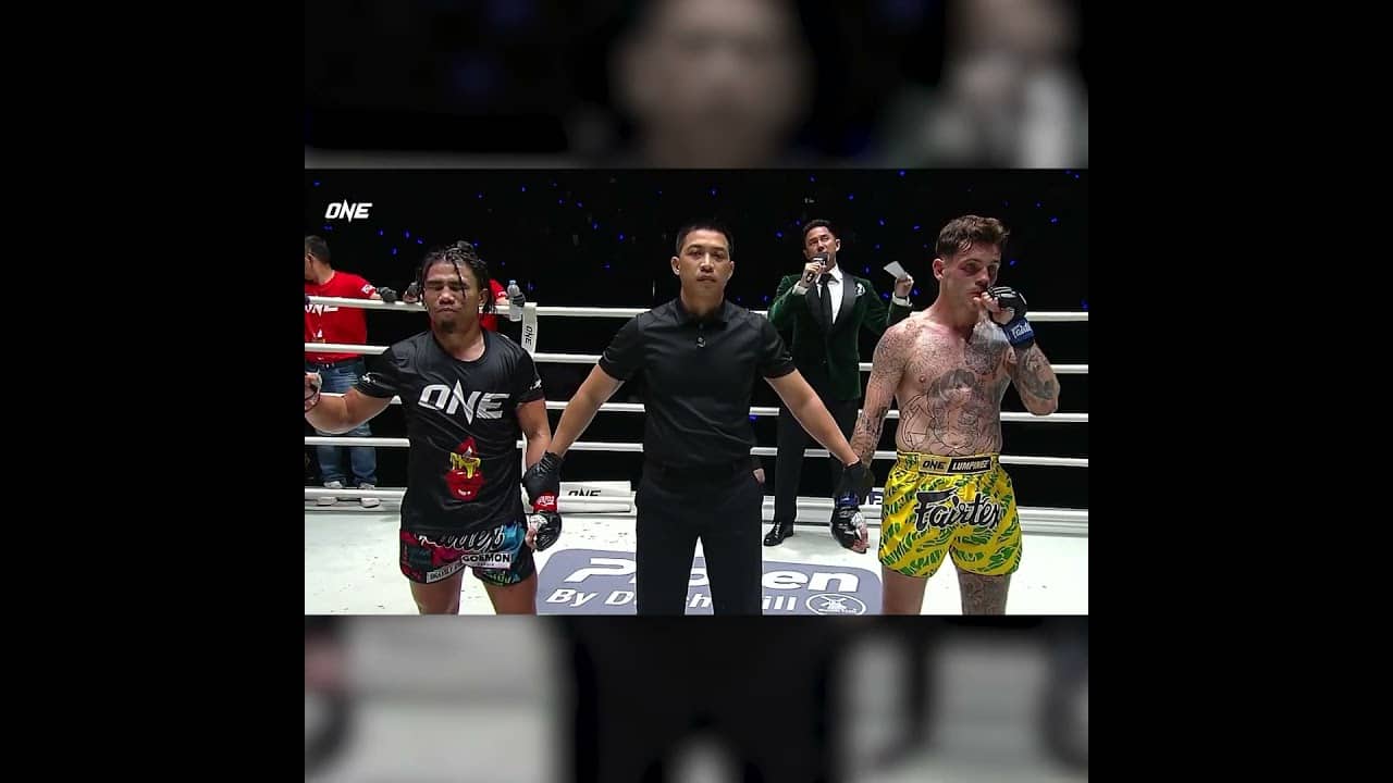 ON ONE LEG 🦵 Suriyanlek rallies back from a leg-kick KD to defeat Gregor Thom by unanimous decision!