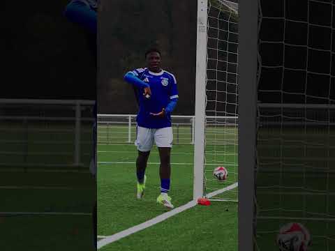 Revivez les buts de la victoire des U17 contre le Racing Besançon 🔵⚪️