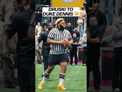 Druski Lined up at Quarterback 🤣