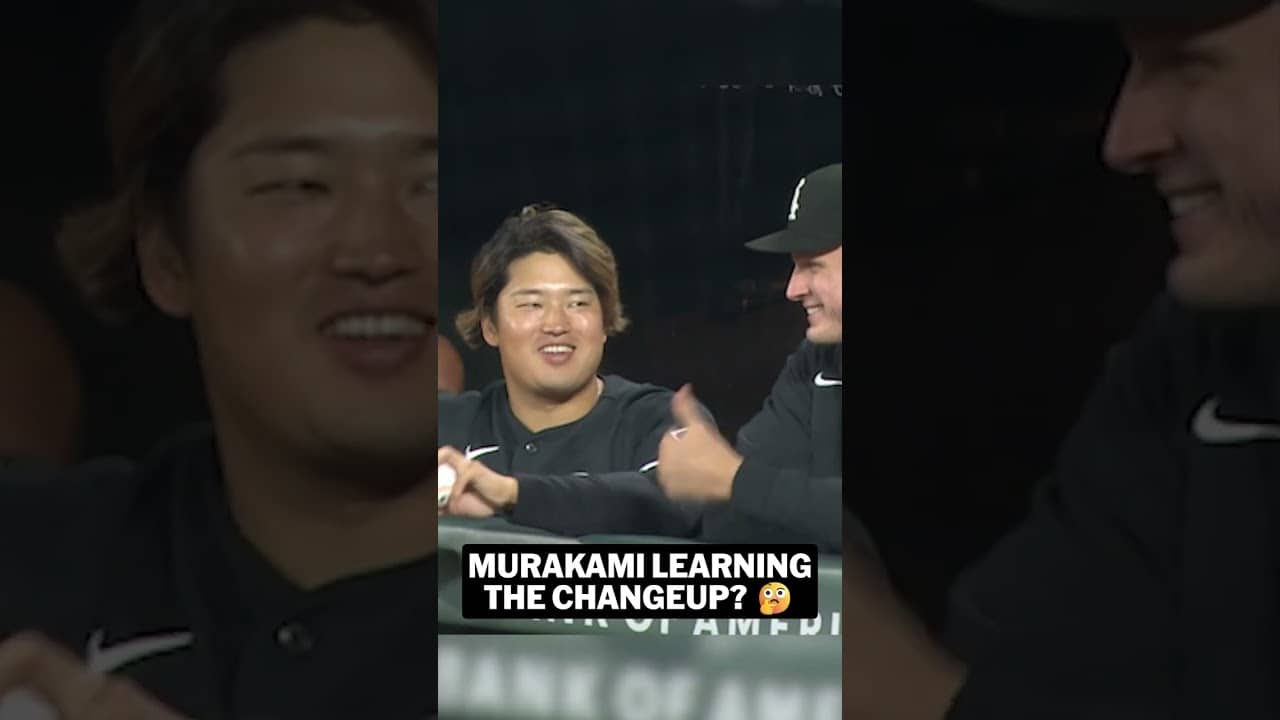 Future two-way star Munetaka Murakami? 🤔