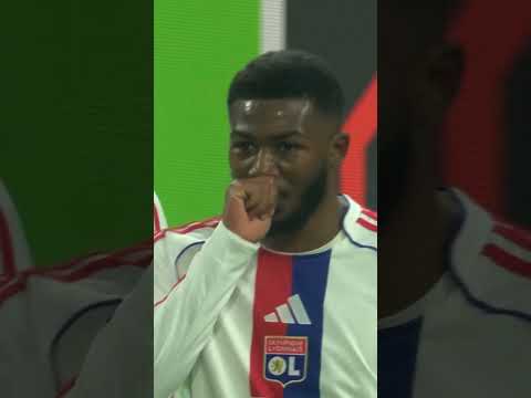 Le pétard de Maitland-Niles qui nous offre la victoire face aux Young Boys 🚀